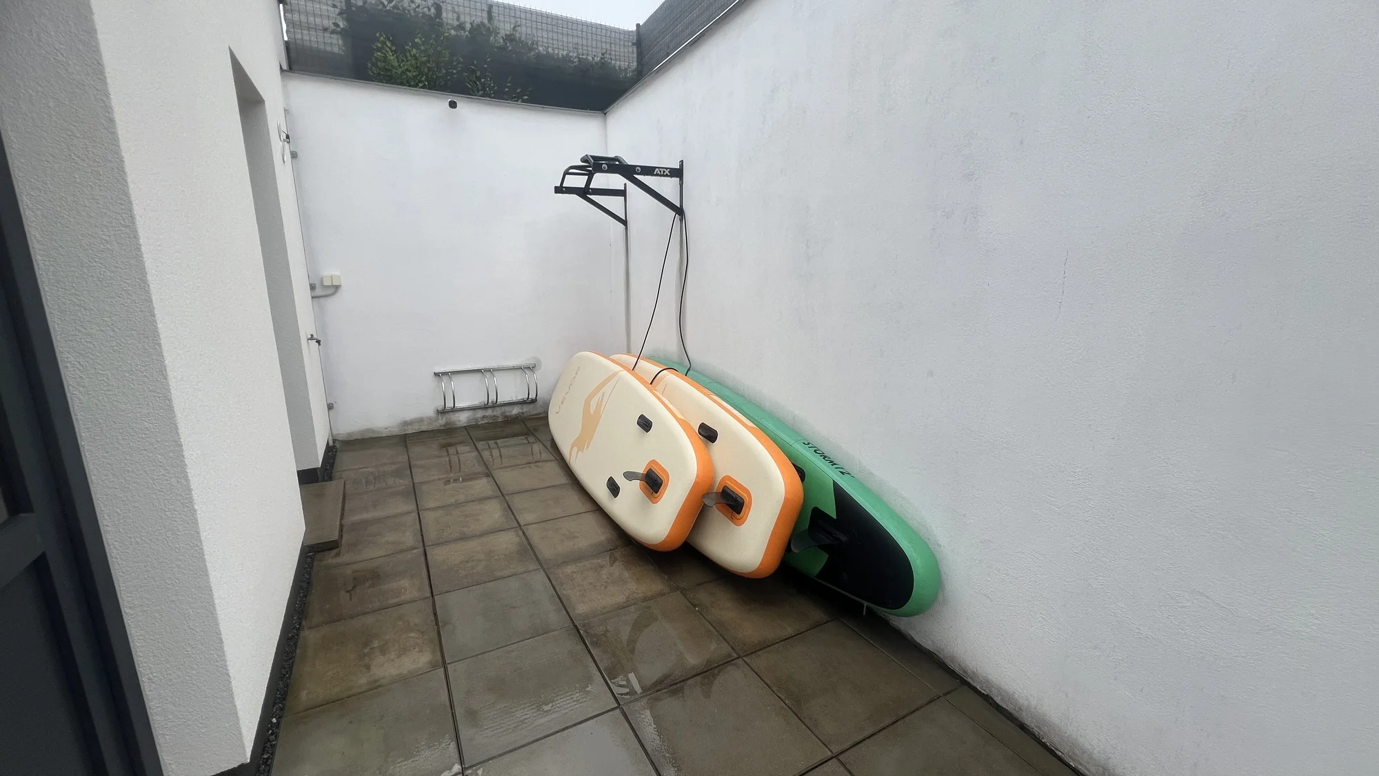 Paddleboardy v ceně